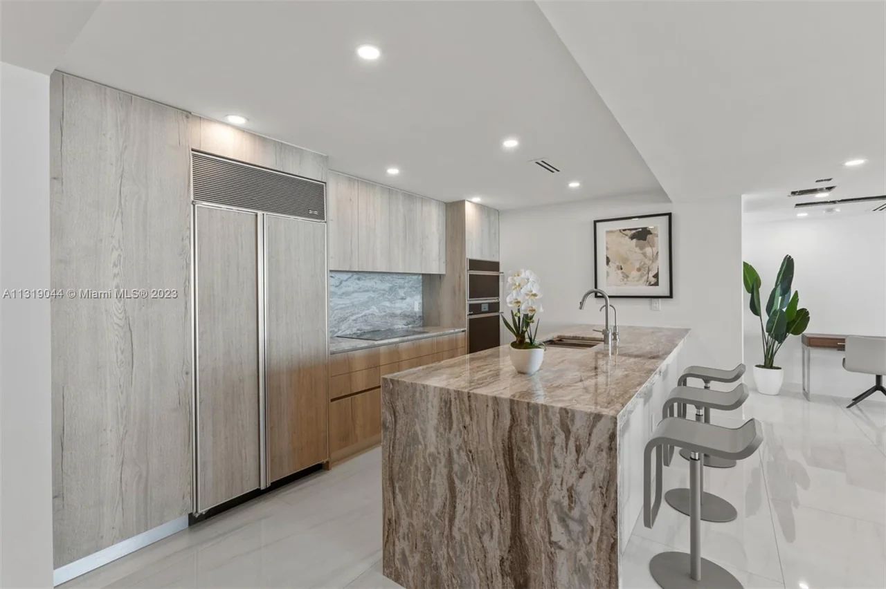 Premium Kitchen Features at 1500 Ocean Drive in Miami Beach