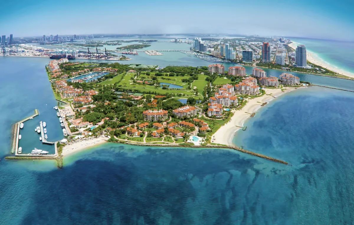 Aerial view of Palazzo Della Luna on Fisher Island