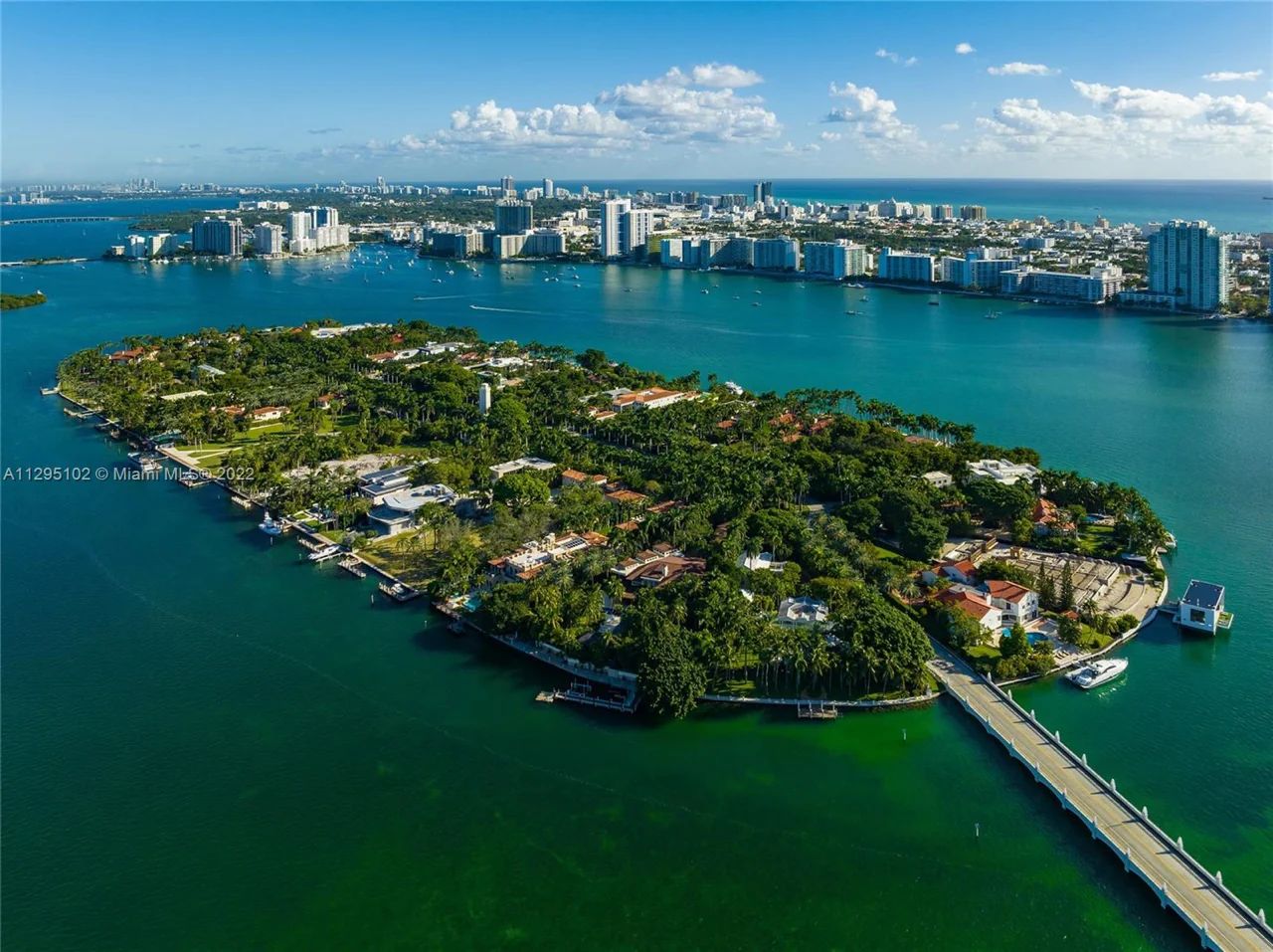 Вид с воздуха на Стар-Айленд в Майами-Бич