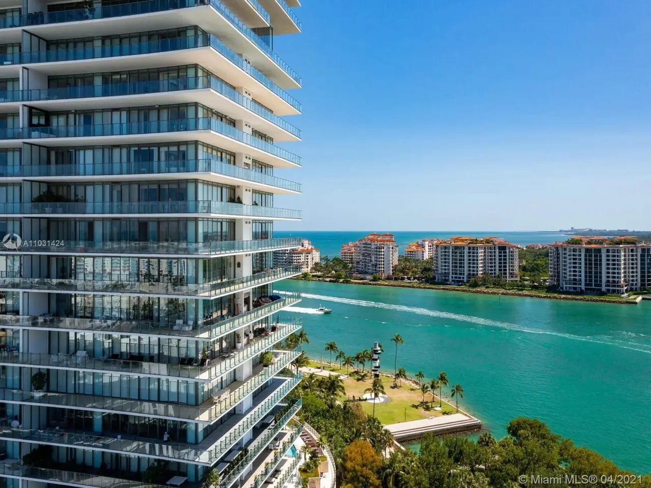 Apogeo en South Beach - Impresionantes Vistas del Océano Atlántico y la Bahía de Biscayne