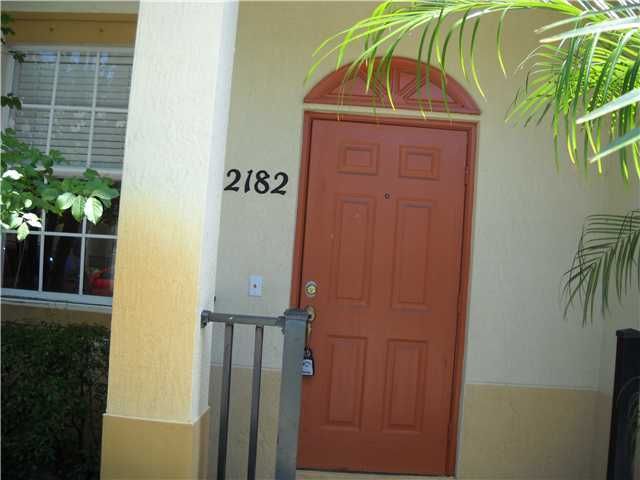 Recently Rented: $850 (2 beds, 2 baths, 1350 Square Feet)