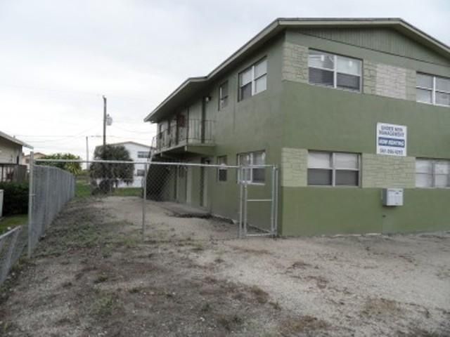 Recently Sold: $175,000 (8 beds, 4 baths, 2592 Square Feet)