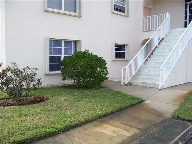 Recently Rented: $850 (2 beds, 2 baths, 1440 Square Feet)