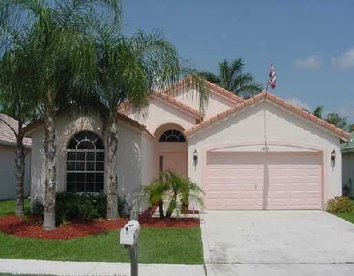 Recently Sold: $164,895 (3 beds, 2 baths, 1325 Square Feet)