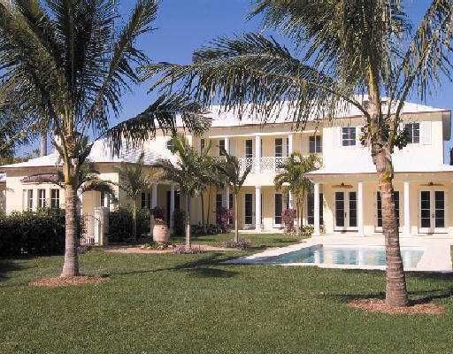 Recently Sold: $4,995,000 (4 beds, 5 baths, 5112 Square Feet)