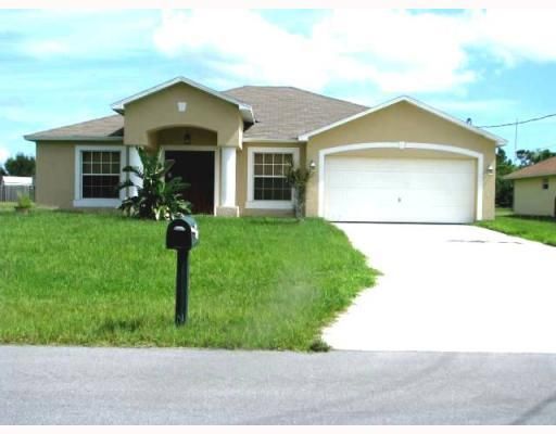 最近售出: $109,900 (3 贝兹, 2 浴室, 1670 平方英尺)