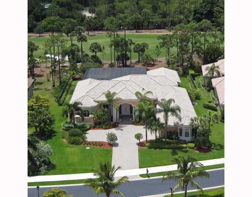 Vendido Recientemente: $1,595,000 (4 camas, 4 baños, 4423 Pies cuadrados)