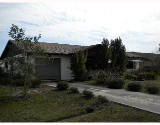 Recently Sold: $59,900 (2 beds, 2 baths, 1452 Square Feet)