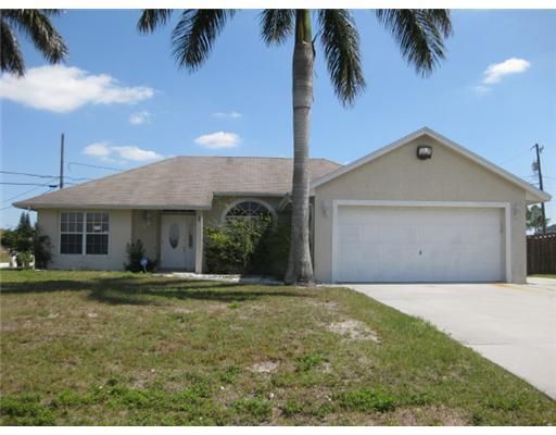 Recently Sold: $79,900 (3 beds, 2 baths, 1406 Square Feet)