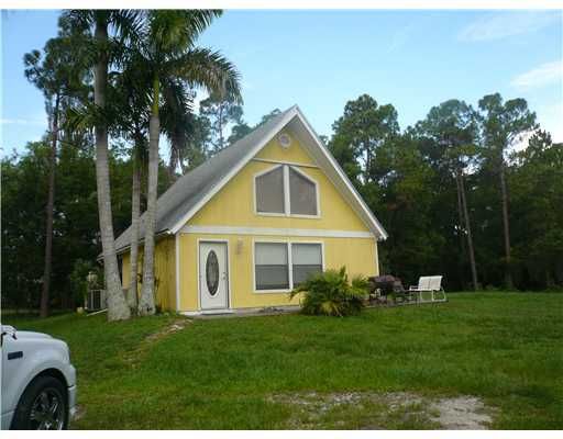 Недавно продано: $138,900 (3 спален, 2 ванн, 1164 Квадратных фут)