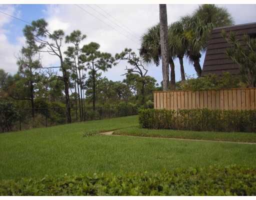 Recently Sold: $180,000 (2 beds, 2 baths, 1236 Square Feet)