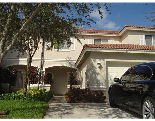 Vendido Recientemente: $92,000 (3 camas, 2 baños, 1571 Pies cuadrados)