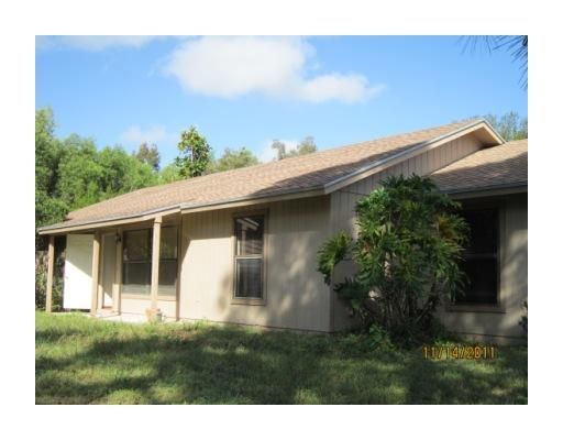 Recently Sold: $123,600 (3 beds, 2 baths, 1196 Square Feet)