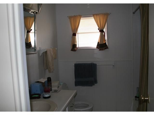 Recently Rented: $700 (2 beds, 1 baths, 900 Square Feet)