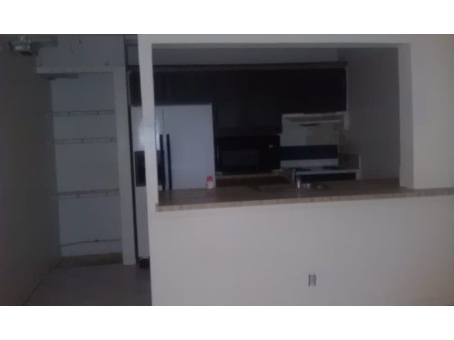 Vendido Recientemente: $27,900 (3 camas, 2 baños, 1428 Pies cuadrados)