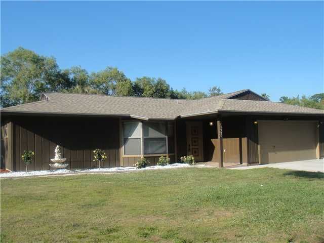 Recently Sold: $224,900 (3 beds, 2 baths, 1530 Square Feet)