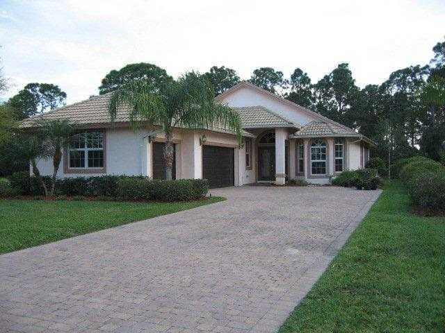 Recently Sold: $189,900 (2 beds, 2 baths, 1958 Square Feet)