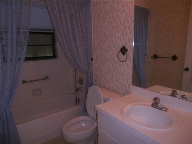Недавно арендовано: $1,650 (3 спален, 2 ванн, 1776 Квадратных фут)