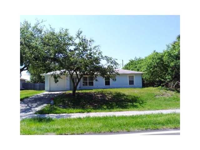 最近售出: $94,900 (3 贝兹, 2 浴室, 1040 平方英尺)