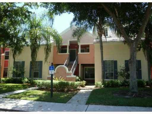 最近租的: $1,050 (1 贝兹, 1 浴室, 630 平方英尺)