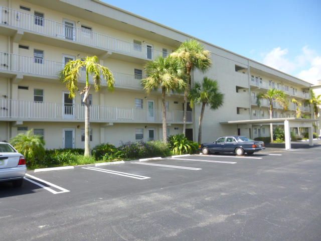 Recently Rented: $700 (1 beds, 1 baths, 758 Square Feet)