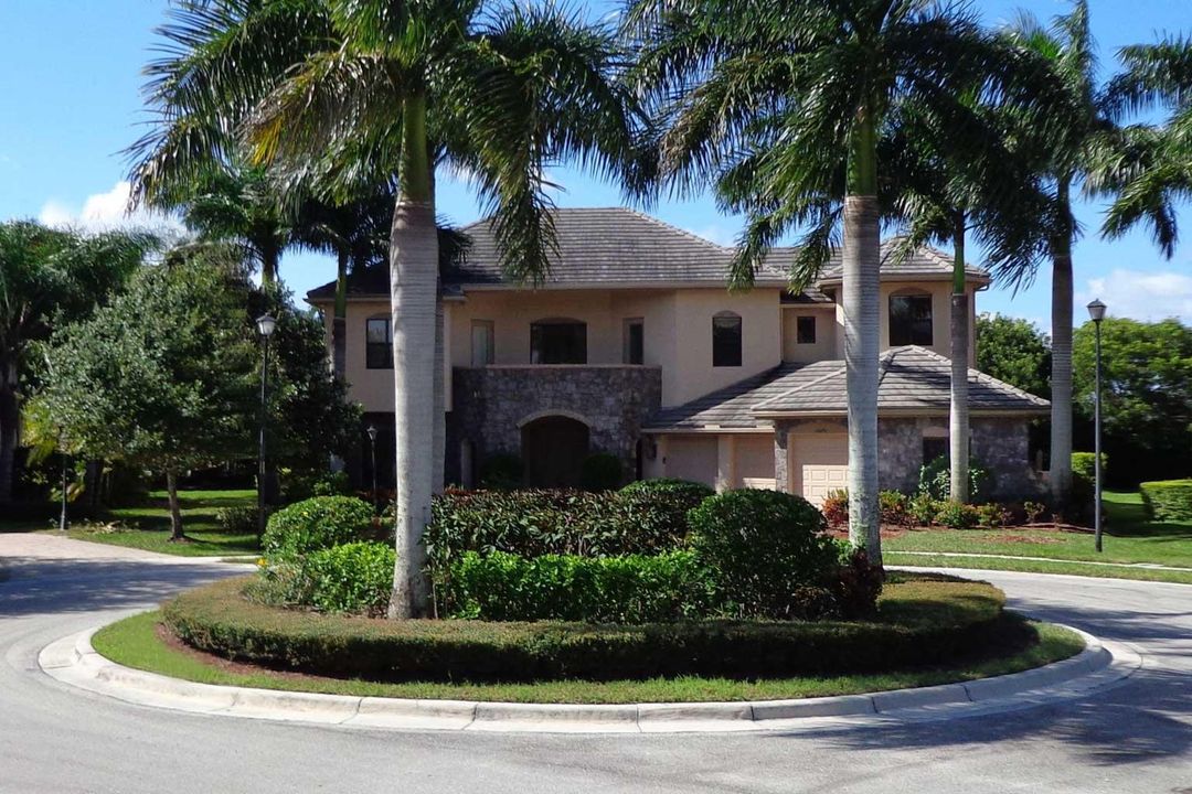 Недавно арендовано: $4,500 (6 спален, 4 ванн, 4715 Квадратных фут)