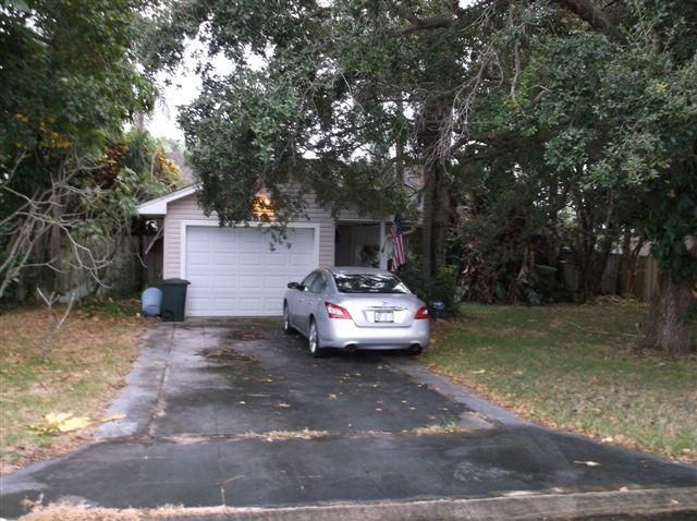 Recently Sold: $95,000 (3 beds, 2 baths, 1145 Square Feet)