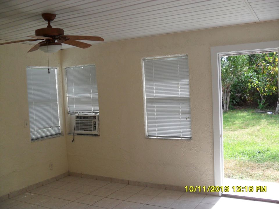 Recently Rented: $875 (2 beds, 2 baths, 1000 Square Feet)