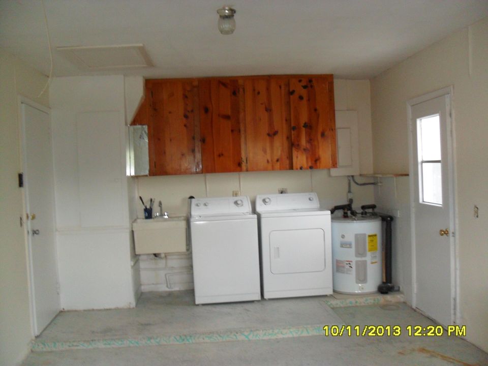 Recently Rented: $875 (2 beds, 2 baths, 1000 Square Feet)