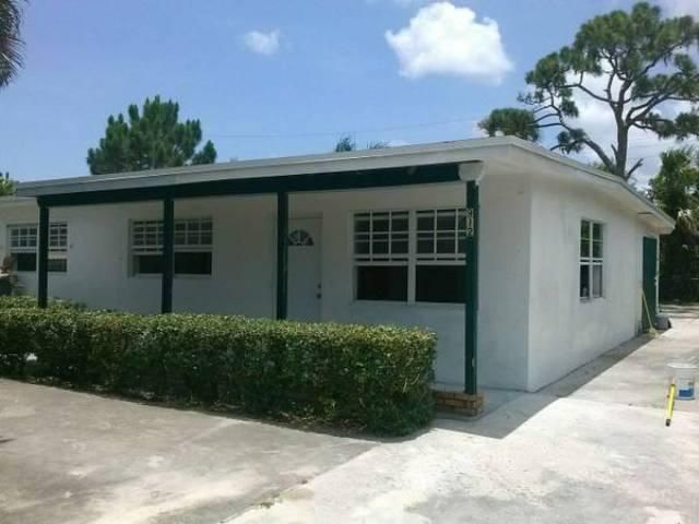 Recently Sold: $152,500 (3 beds, 2 baths, 888 Square Feet)
