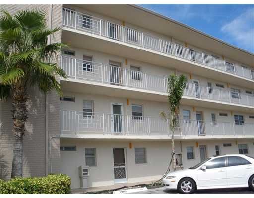 Recientemente alquilado: $750 (1 camas, 1 baños, 758 Pies cuadrados)