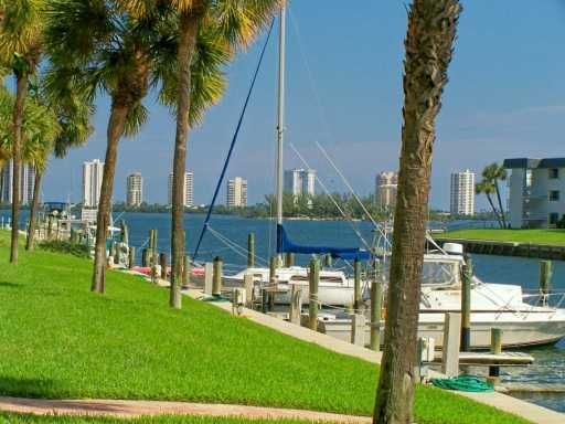 Recently Sold: $89,900 (1 beds, 1 baths, 720 Square Feet)