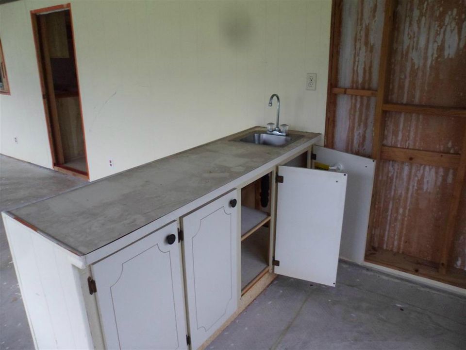 Vendido Recientemente: $39,500 (3 camas, 3 baños, 0 Pies cuadrados)