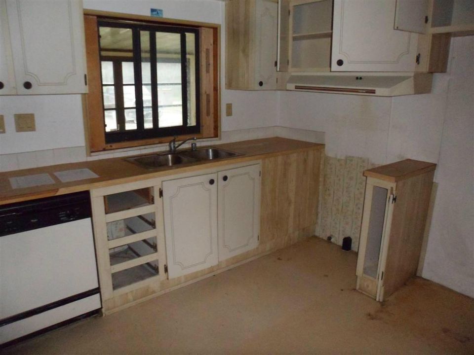 Vendido Recientemente: $39,500 (3 camas, 3 baños, 0 Pies cuadrados)