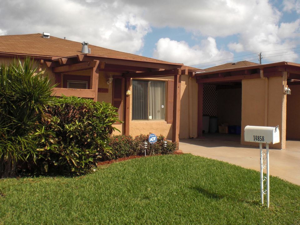 Vendido Recientemente: $75,000 (2 camas, 2 baños, 1073 Pies cuadrados)