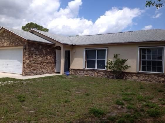 Recently Rented: $1,150 (3 beds, 2 baths, 1240 Square Feet)