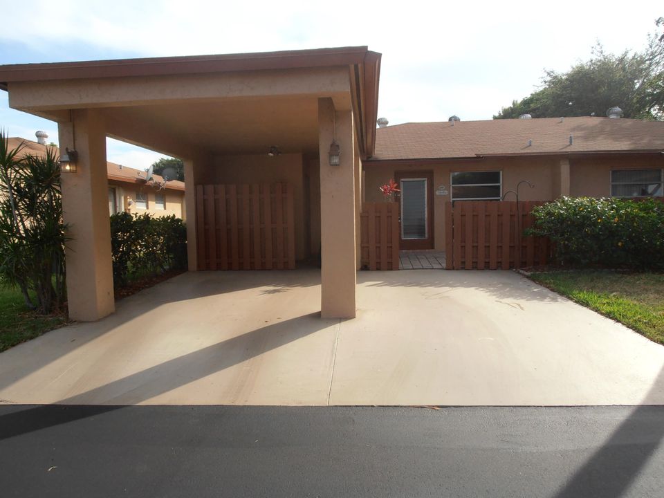 Недавно арендовано: $1,075 (2 спален, 2 ванн, 1436 Квадратных фут)