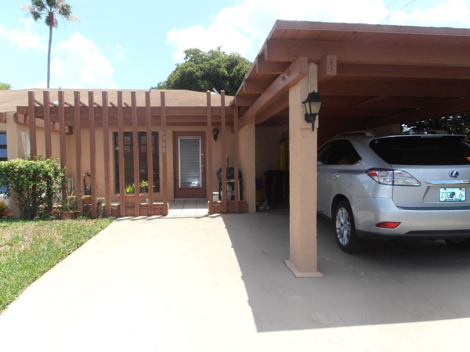 Recently Rented: $1,050 (2 beds, 2 baths, 1234 Square Feet)