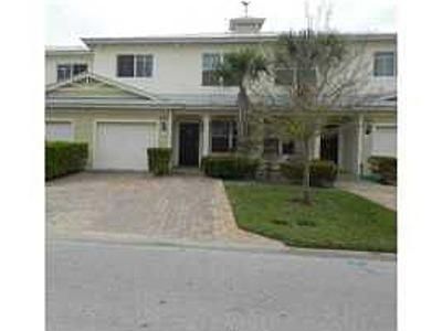 Недавно продано: $81,900 (4 спален, 2 ванн, 1958 Квадратных фут)