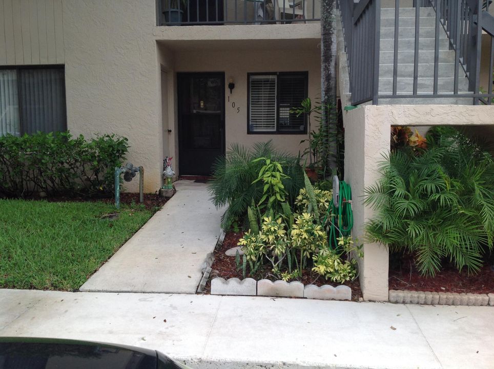 Recently Rented: $1,150 (2 beds, 2 baths, 0 Square Feet)