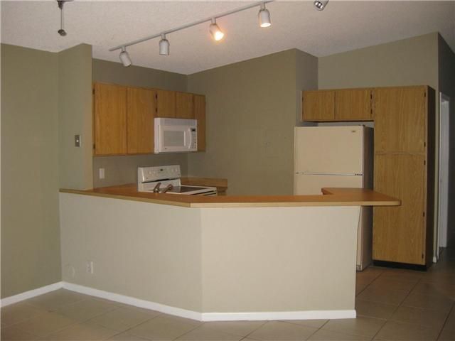 Recently Rented: $1,675 (3 beds, 2 baths, 1200 Square Feet)