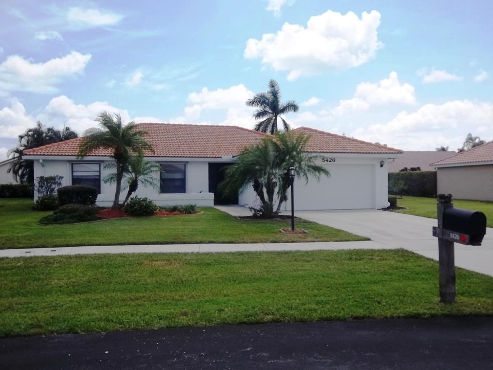 Vendido Recientemente: $234,500 (3 camas, 2 baños, 1944 Pies cuadrados)