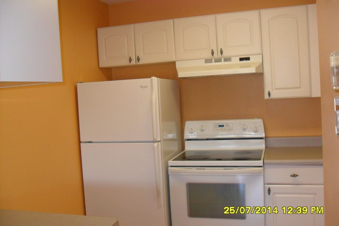 Recently Rented: $800 (2 beds, 2 baths, 861 Square Feet)