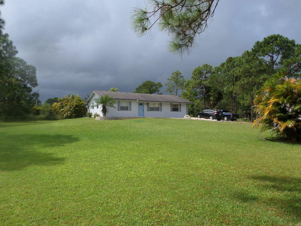 Recently Sold: $193,900 (3 beds, 2 baths, 1425 Square Feet)