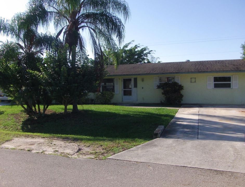 Recently Sold: $119,900 (3 beds, 2 baths, 1860 Square Feet)