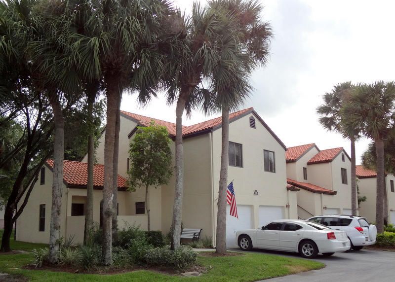 Recently Sold: $175,000 (3 beds, 2 baths, 1521 Square Feet)