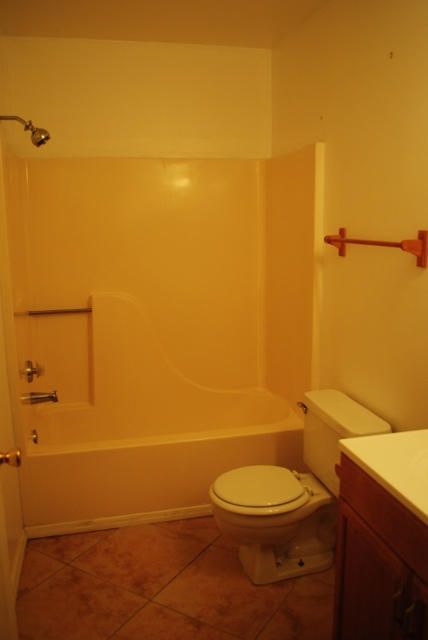 最近租的: $750 (2 贝兹, 2 浴室, 1005 平方英尺)