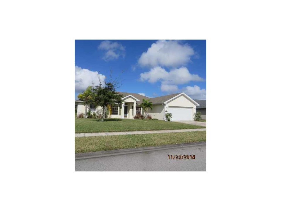 Recently Sold: $149,900 (3 beds, 2 baths, 1858 Square Feet)