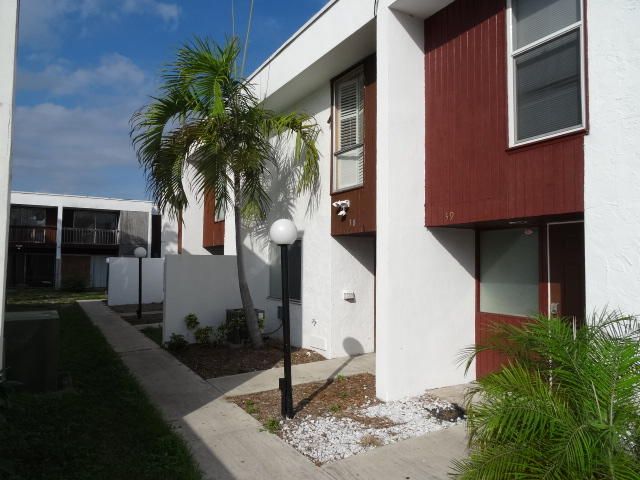 Recently Sold: $17,900 (2 beds, 1 baths, 1088 Square Feet)