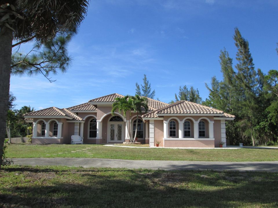 Recently Sold: $389,900 (4 beds, 3 baths, 3025 Square Feet)